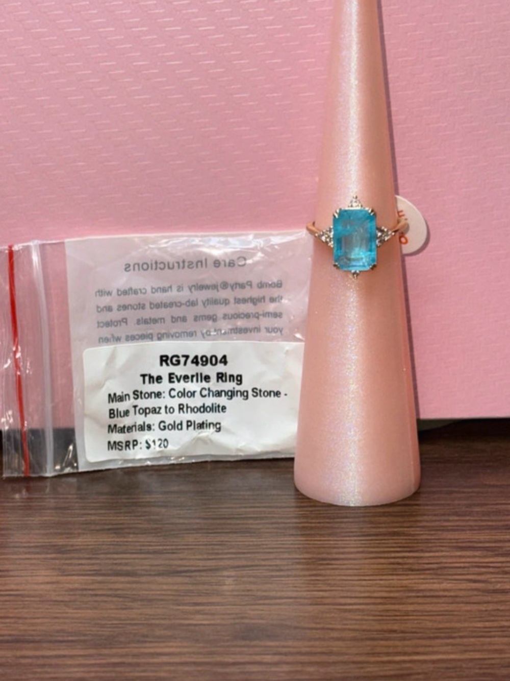 Bomb Party NWT ‘The Everlie’ Color Changing Ring
